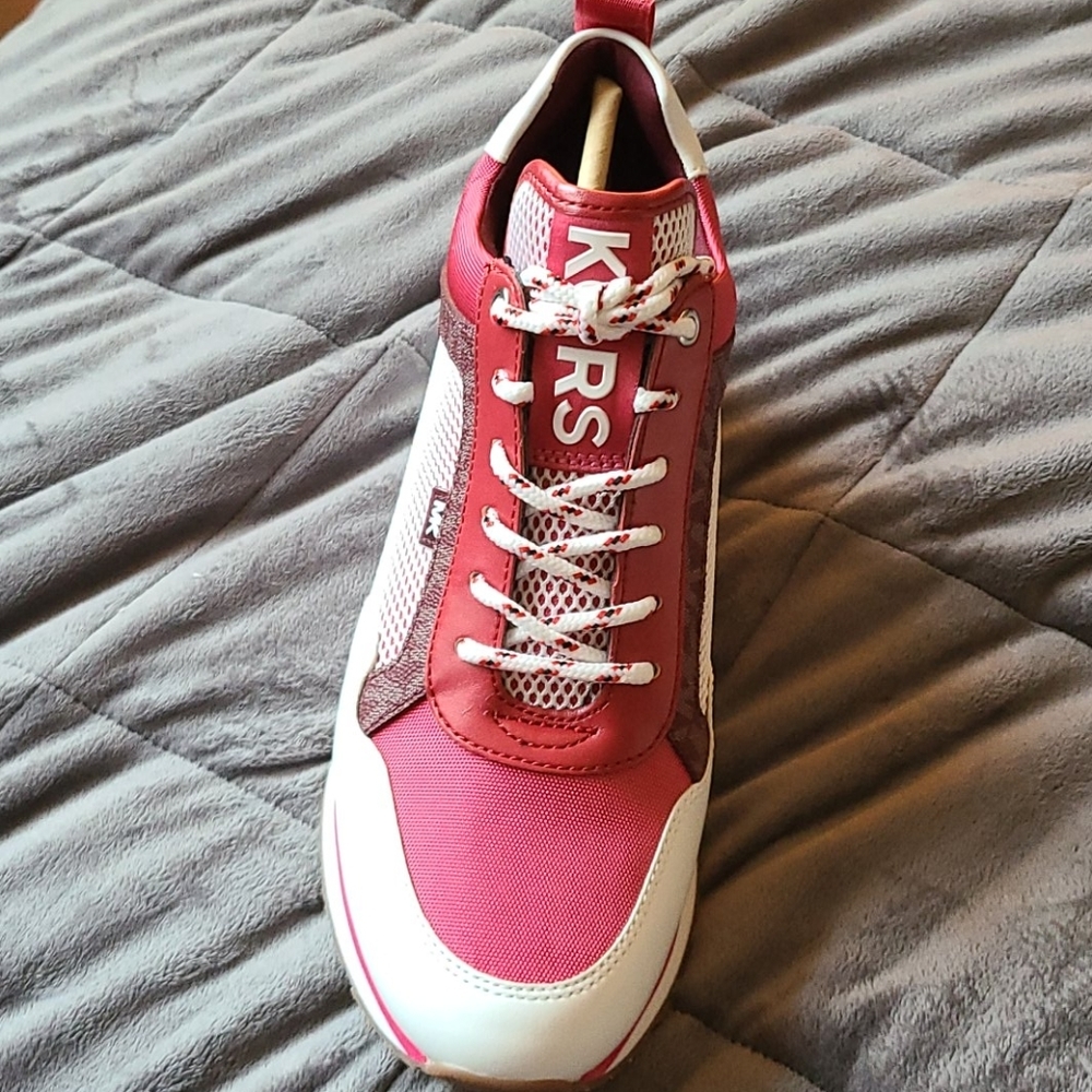 MK Sneakers